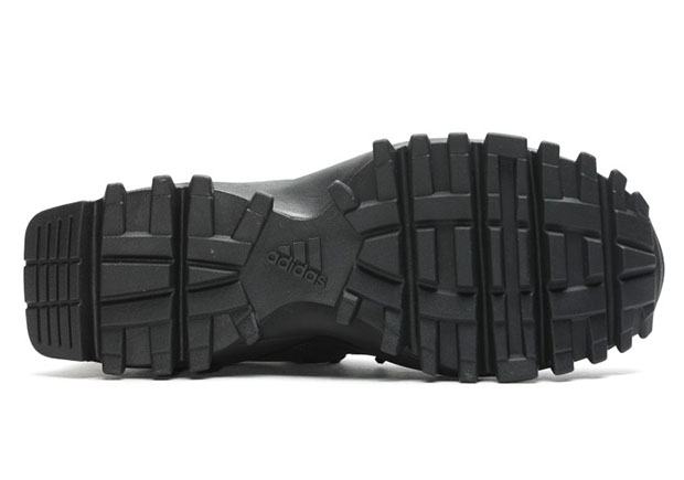 Adidas Seeulater Primeknit Core Black 8