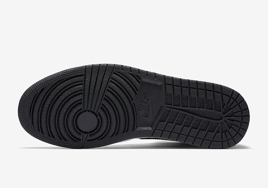Air Jordan 1 High Black Patent Leather 06