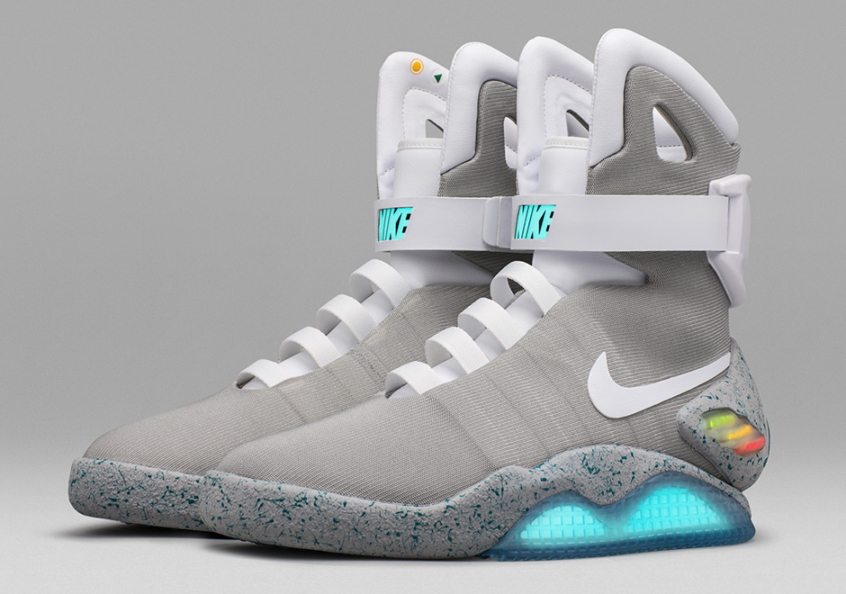 Mag 2016 Self Lacing Shoes Back To The Future