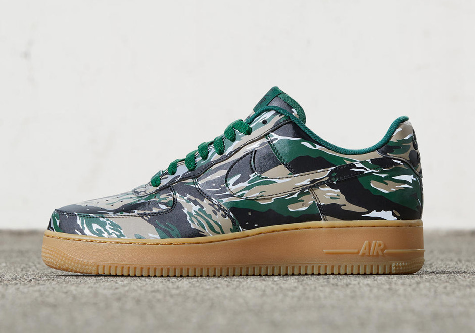 Nike Air Force 1 Low Camo Reflective Pack | SneakerNews.com