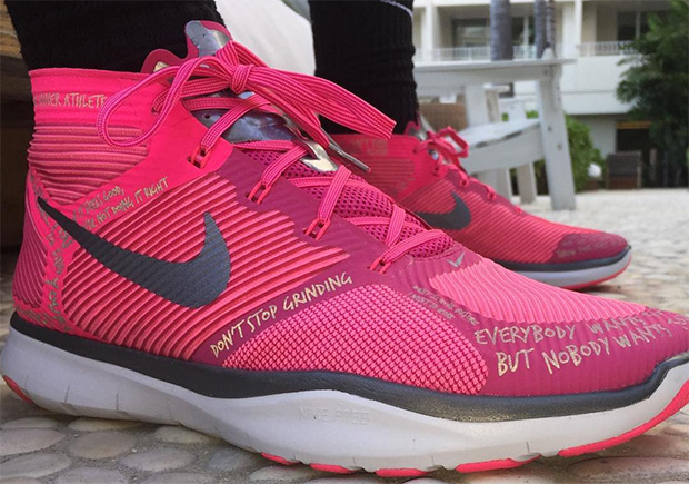 Nike Hustle Hart Pink Breast Cancer Awareness 1