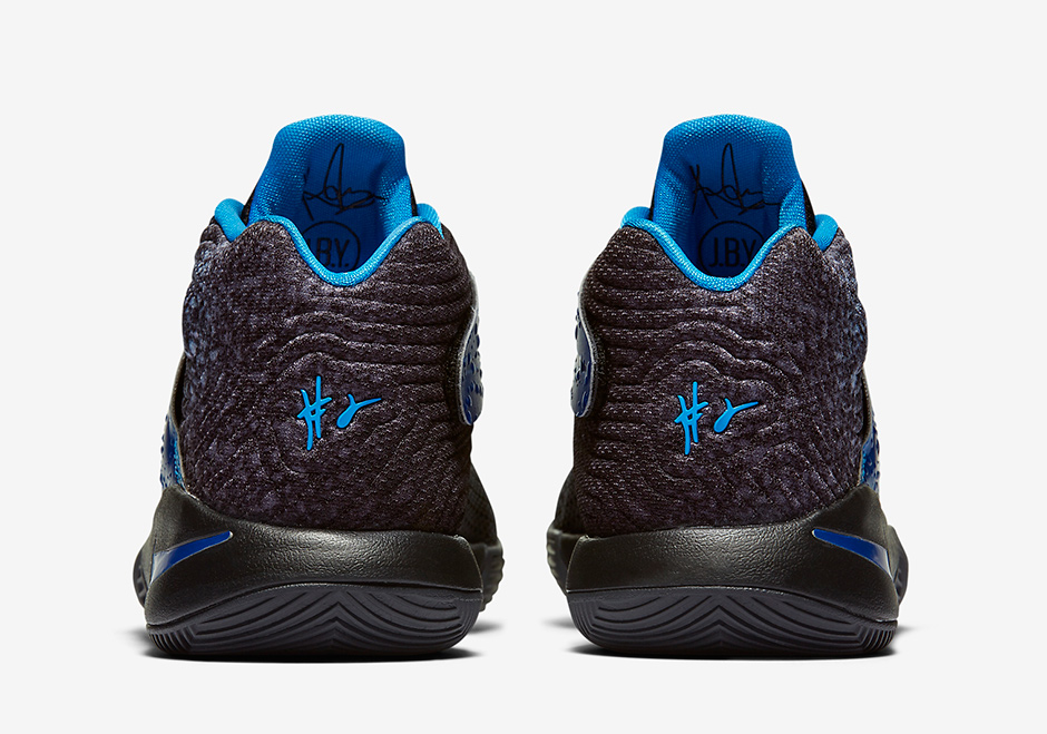 Nike Kyrie 2 Wet Black Royal 05