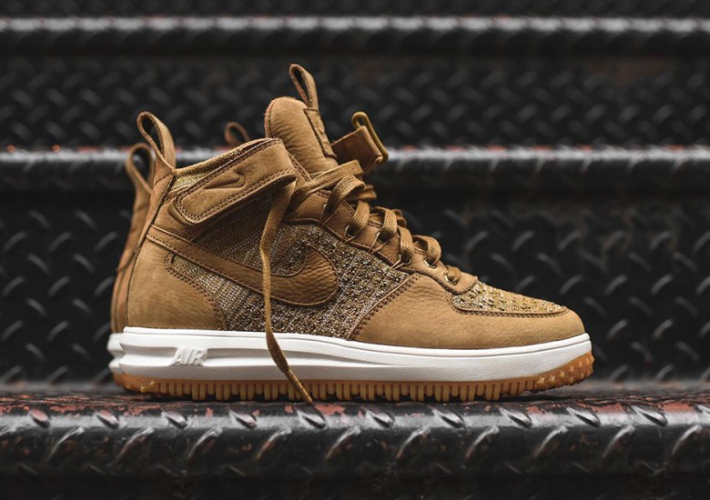 The Nike Lunar Force 1 Flyknit Releases In “Flax”