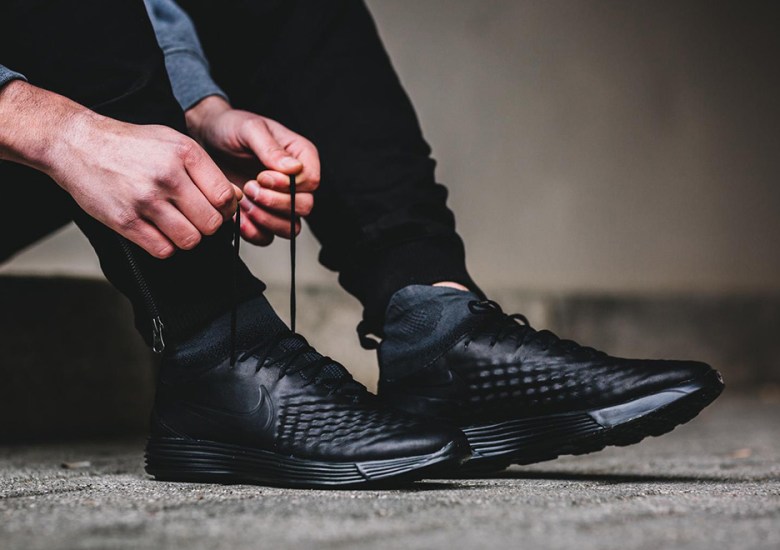 Nike Lunar Magista II Flyknit “Triple Black”