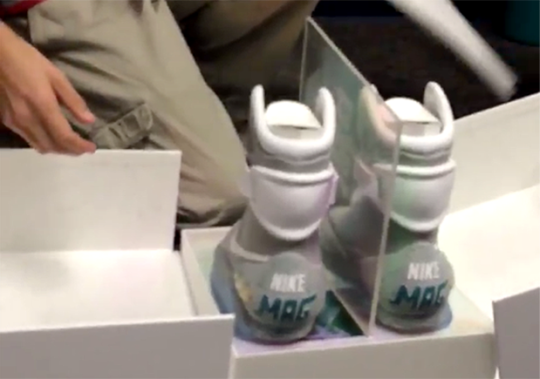 Watch A Nike Mag Winner Unbox His Pair And Try Them On