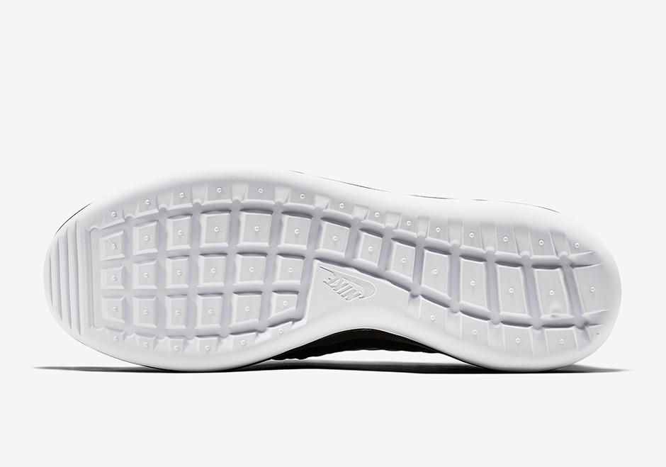 Nike Roshe Two Flyknit Release Date | SneakerNews.com