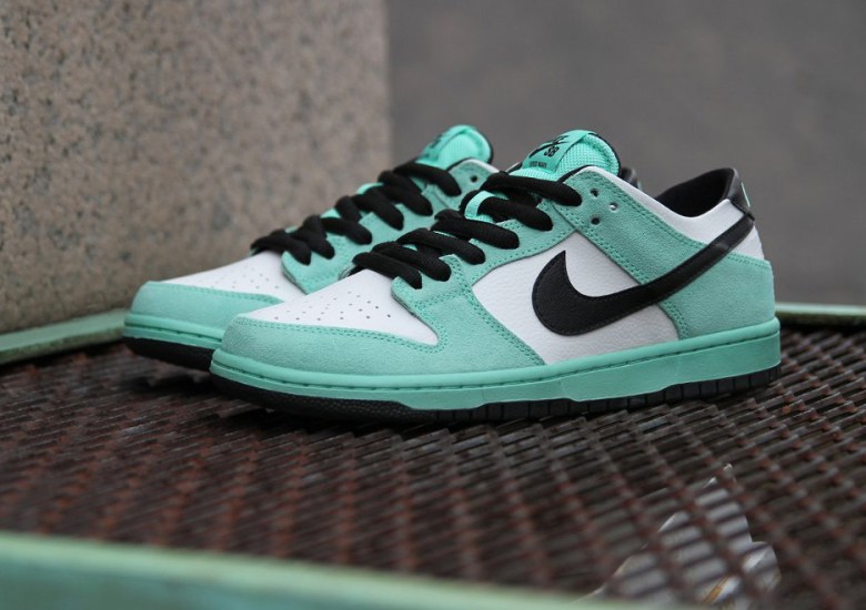 Nike SB Dunk Low “Sea Crystal” Is Available Now