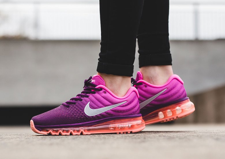 An On-Foot Look At The Nike Air Max 2017