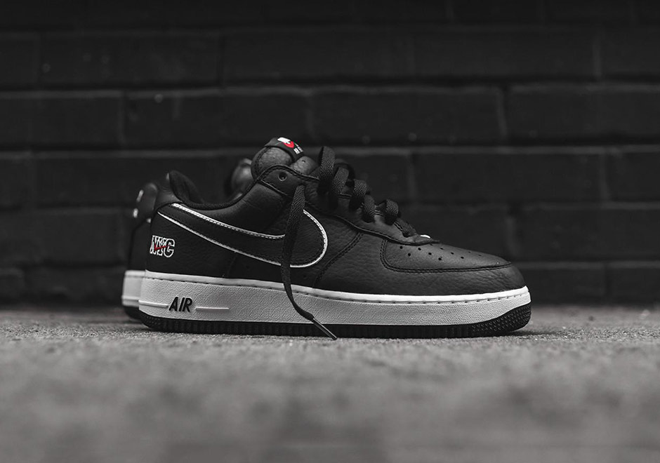 Air Force 1 Low Retro QS Black/White – West NYC