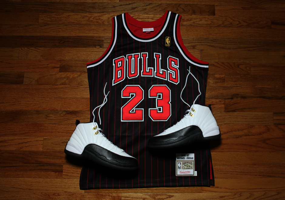 black and red pinstripe bulls jersey