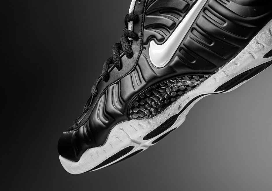 Dr doom 2024 foamposites footlocker