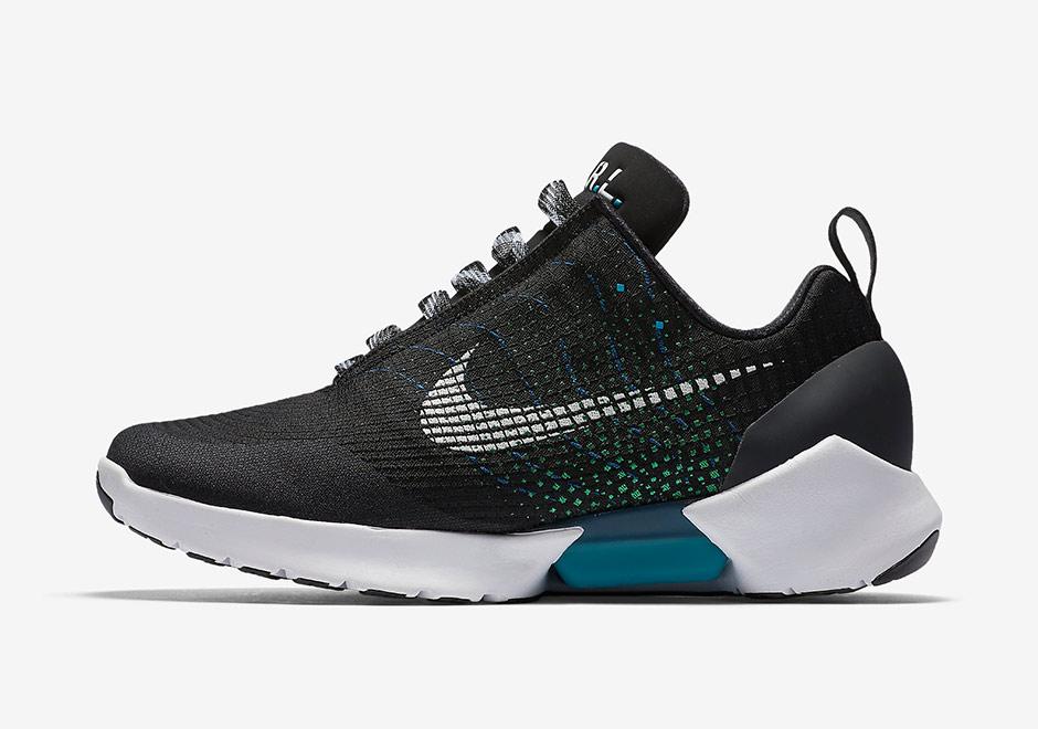 Nike Hyperadapt Black Official Images 2
