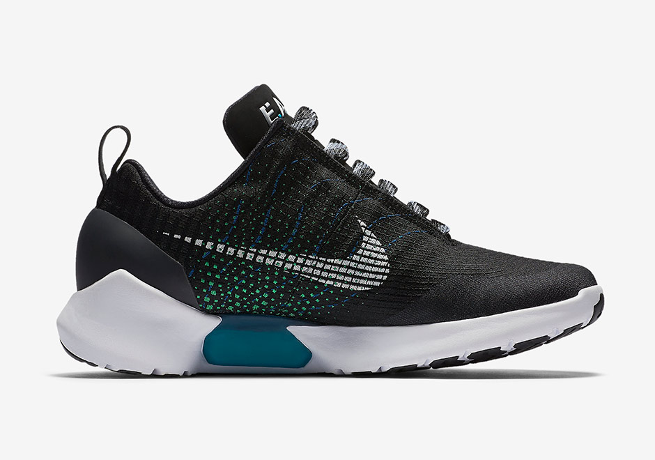 Nike Hyperadapt Black Official Images 3