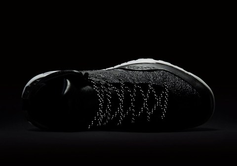 Nike Lupinek Flyknit Black White Oreo 862505-001 | SneakerNews.com