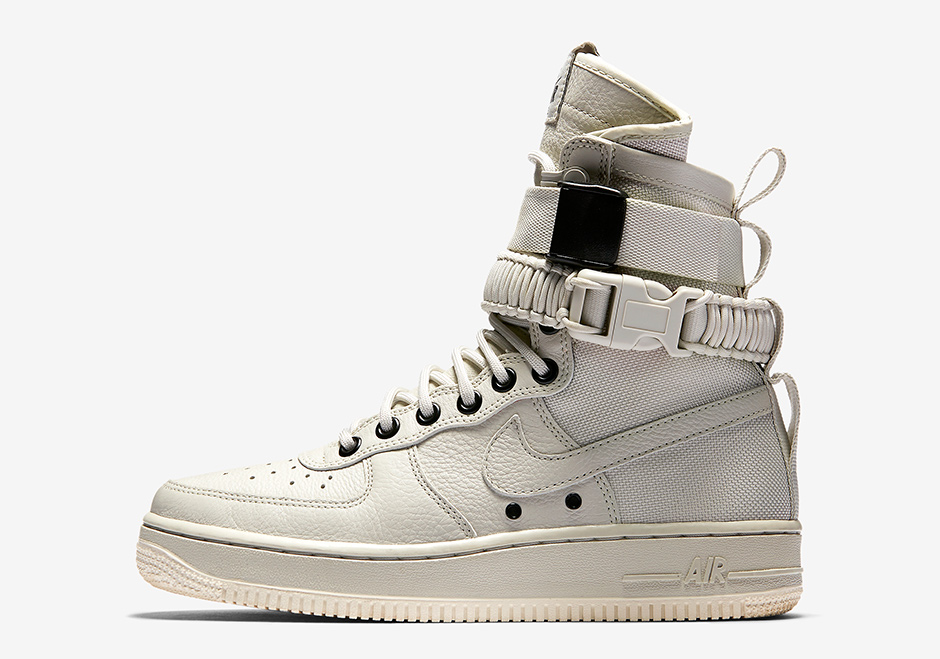 Nike Sf Af1 White Canvas With Duffle 02