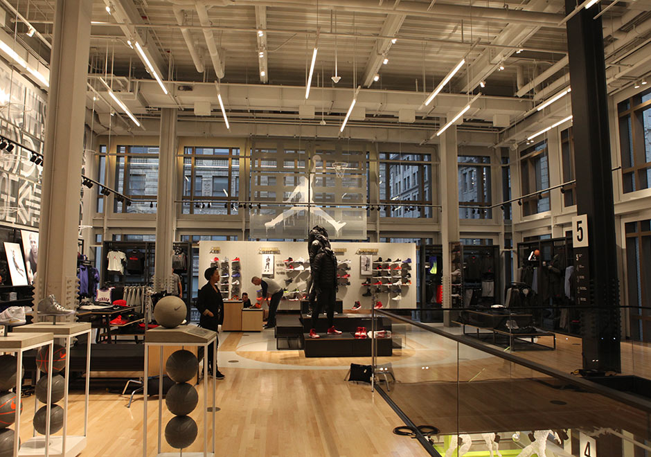 nike soho hours