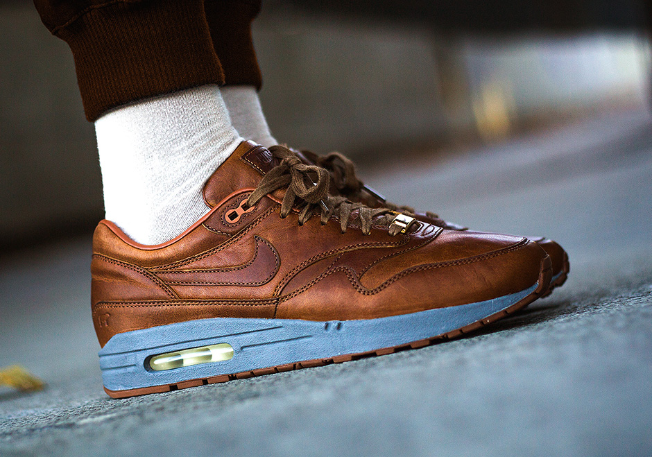 leather air max