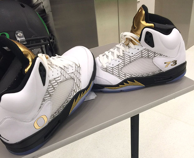 Air jordan store 5 gold tongue