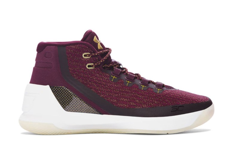Steph Curry’s Christmas Colorway Hints At An NBA Finals Rematch