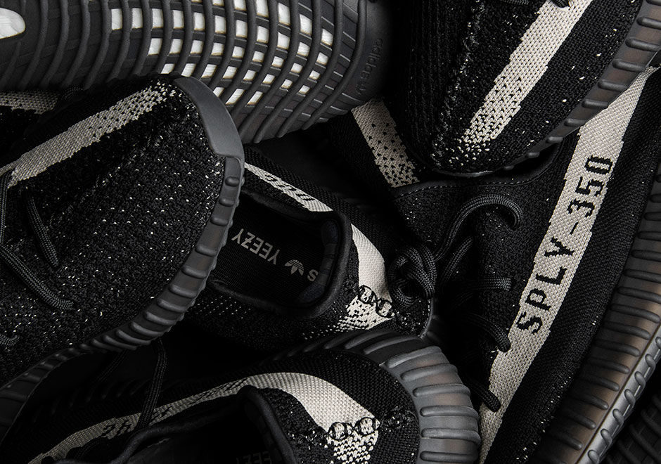 adidas yeezy 350 v2 black and white