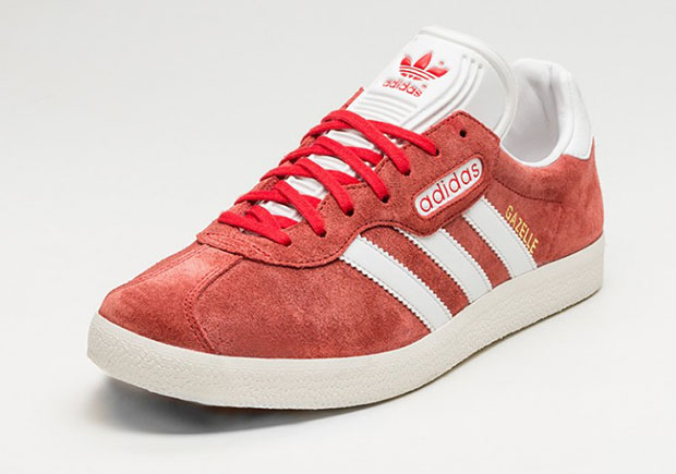 adidas Gazelle Super 2017 Retro | SneakerNews.com