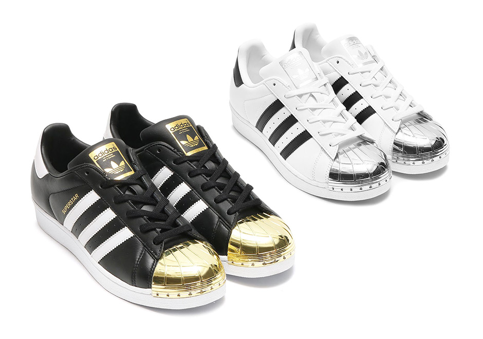 Apariencia Edición Cantidad de dinero adidas Superstar Gold Toe & Silver Toe Release Info | SneakerNews.com