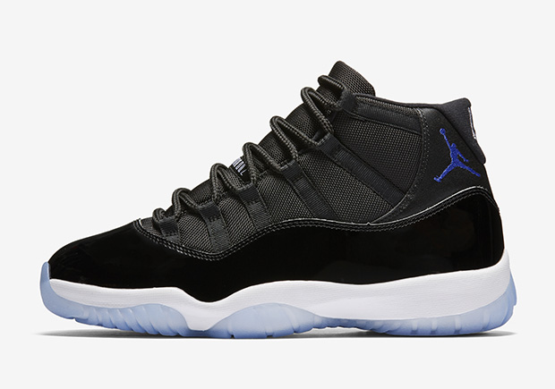 air-jordan-11-space-jam-rtw