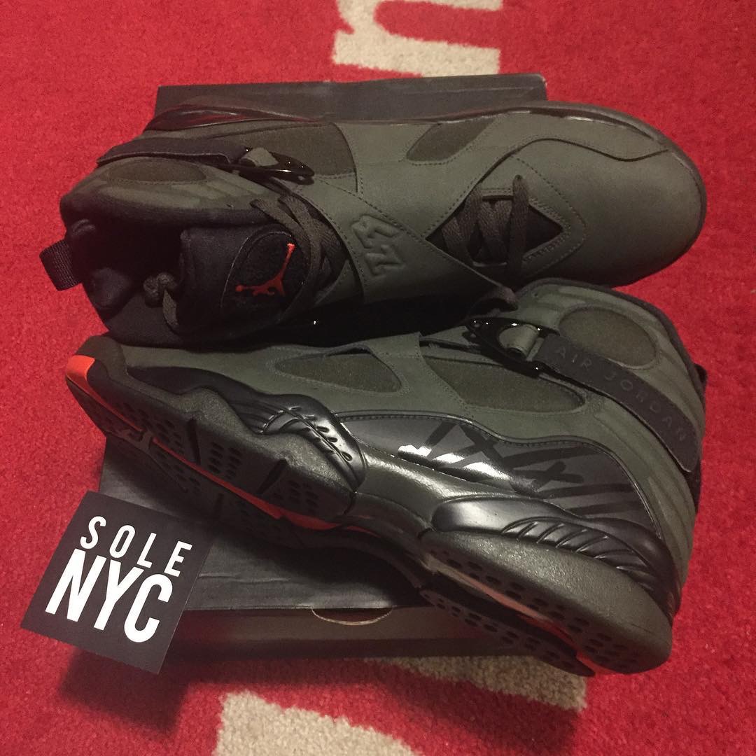 Air Jordan 8 Undftd Sample Preview 02