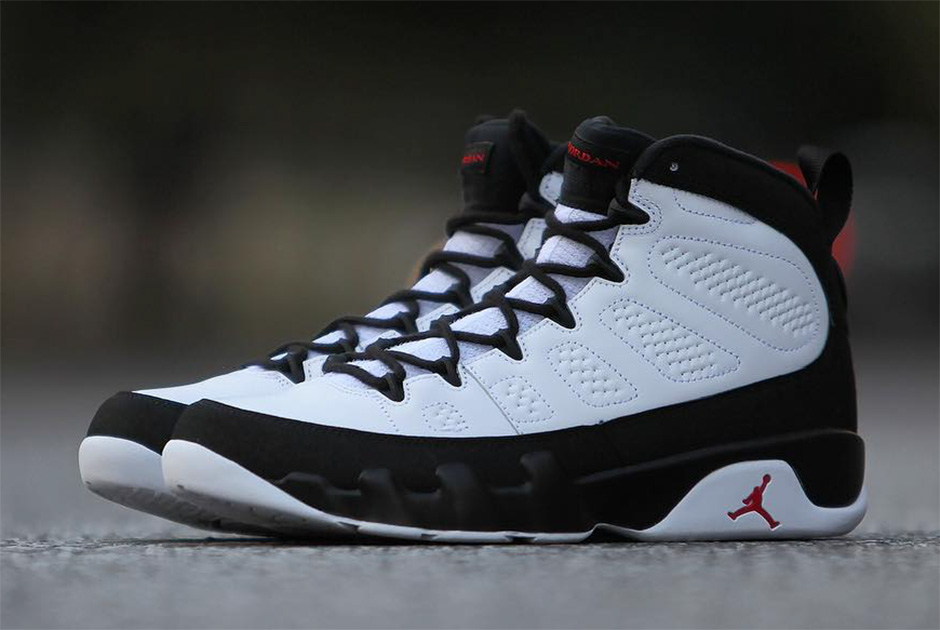 Air Jordan 9 OG Chicago Available 302370-112 | SneakerNews.com