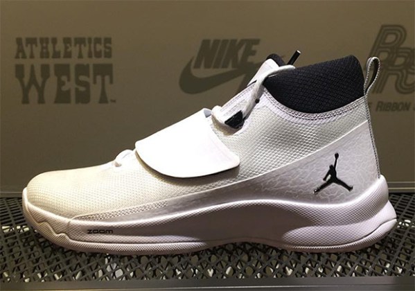 Jordan Super.Fly 5 PO White Black | SneakerNews.com