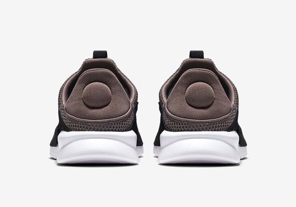 Nike Benassi Slip Shoe 882410-001 | SneakerNews.com