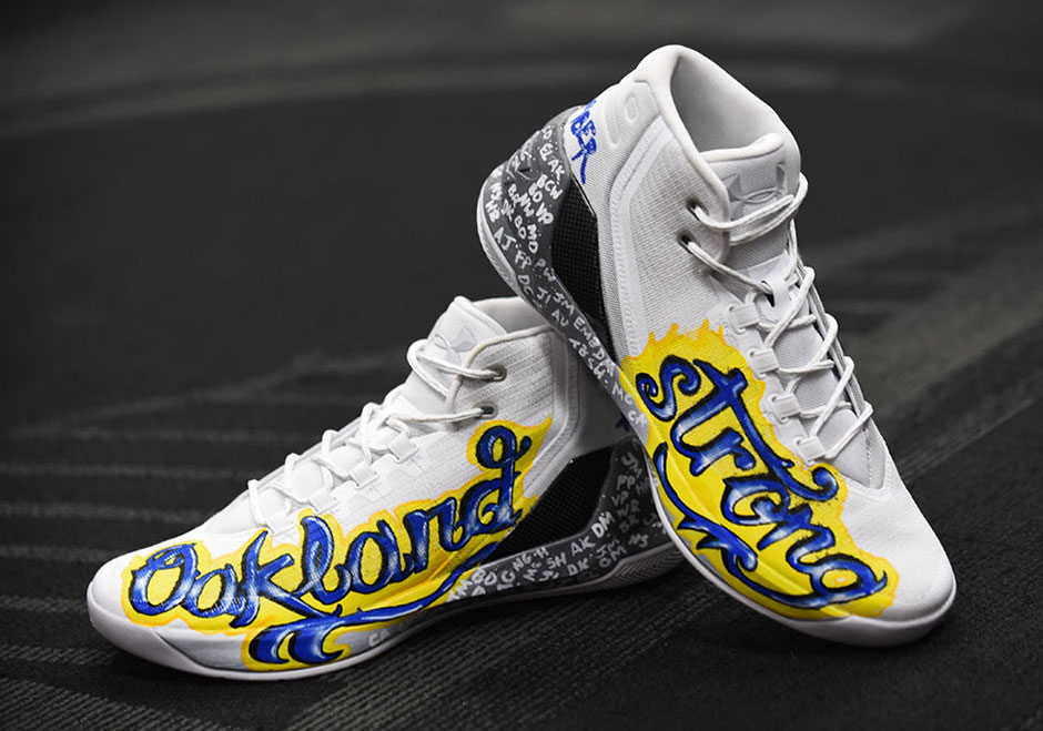 Stephen curry shoes 3 best sale women sale