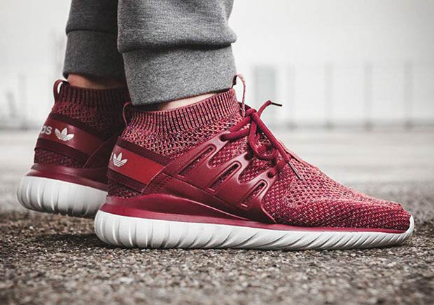 adidas tubular burgundy