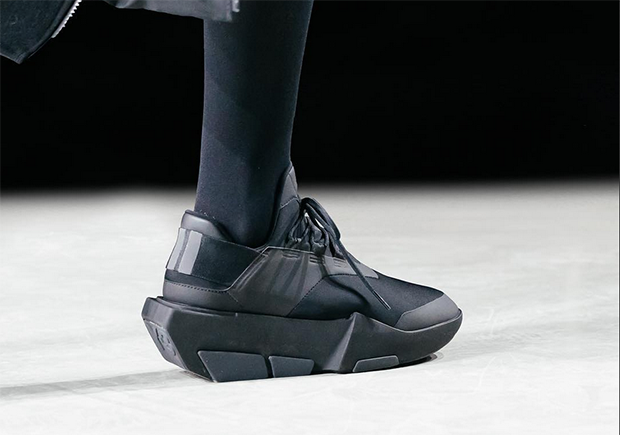 adidas Y-3 Fall/Winter 17-18 Preview | SneakerNews.com