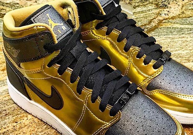 Air Jordan 1 BHM For Girls Features Velcro Patches