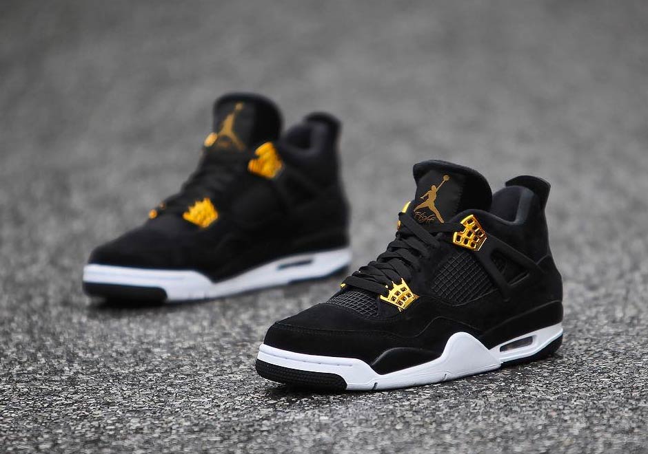 jordans retro 4 black and gold