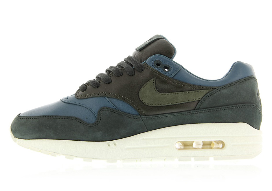 nike air max 1 pinnacle iced jade