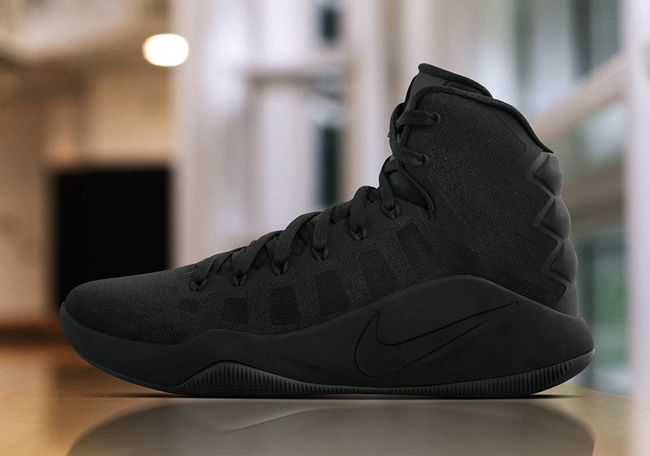 all black basketball sneakers