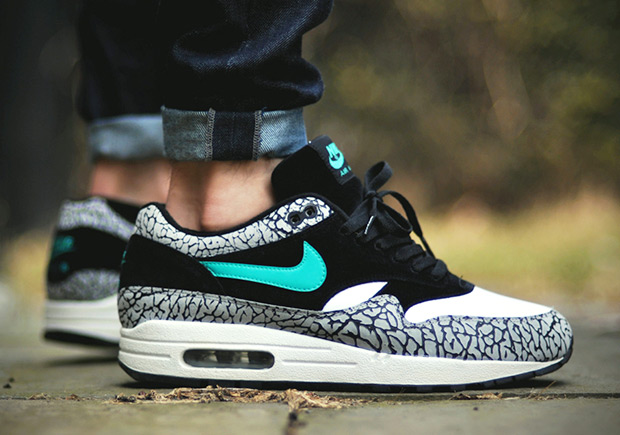 Air Jordan 3 Nike Air Max 1 atmos Pack 