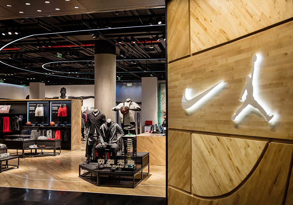 nike store basketball