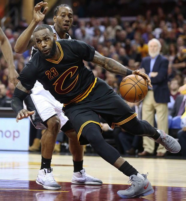 Nike Lebron 14 Grey Maroon Spurs Pe 03