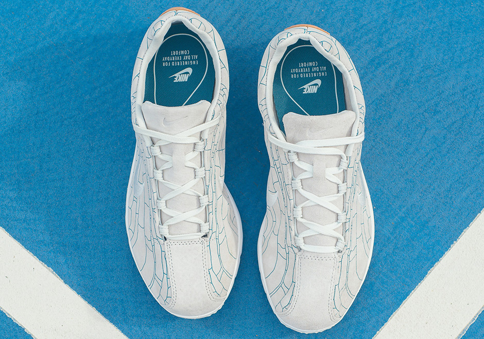 Nike Mayfly White Blue Tan 3