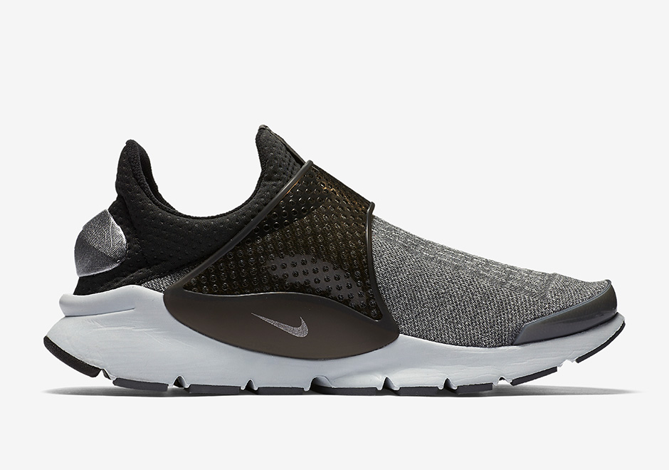 nike sock dart se silver heels 04