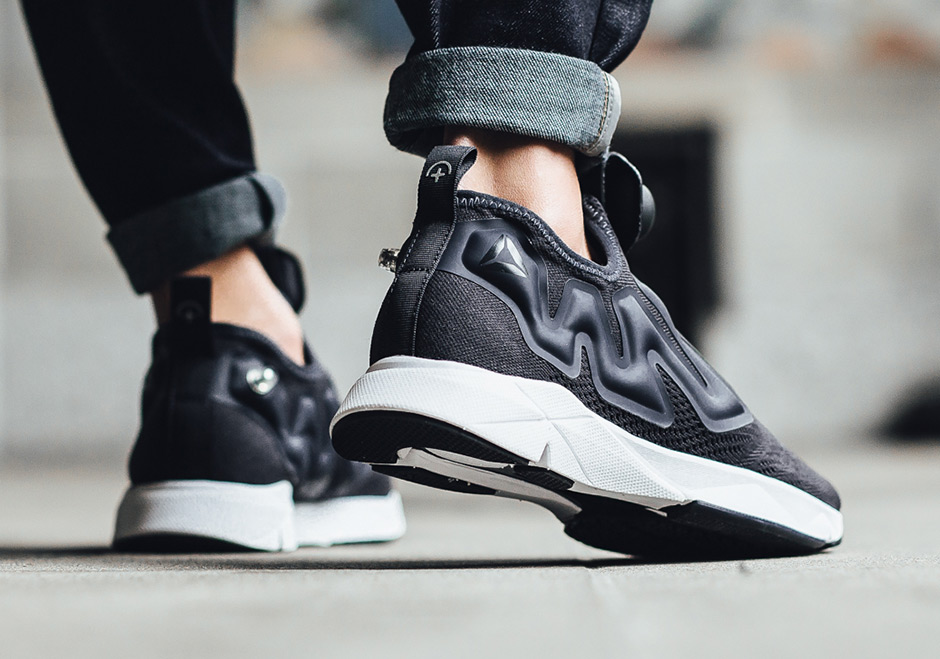 reebok pump supreme how to use