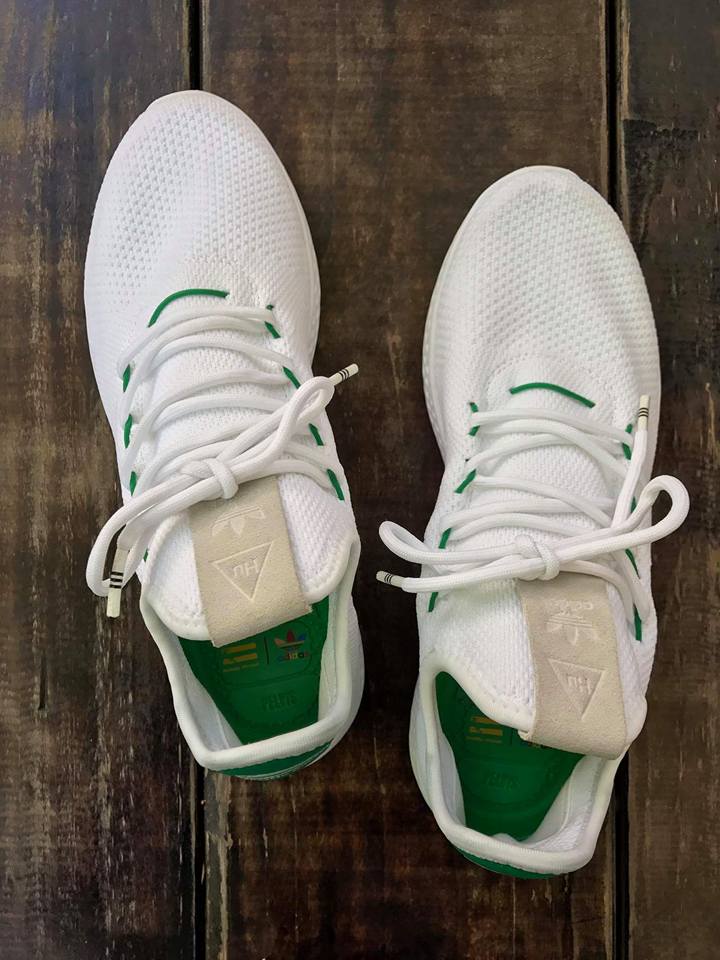 Adidas tennis hu on sale pharrell white green