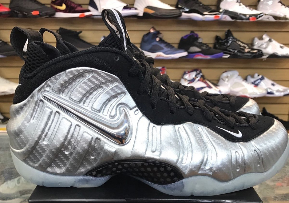 silver and black foams