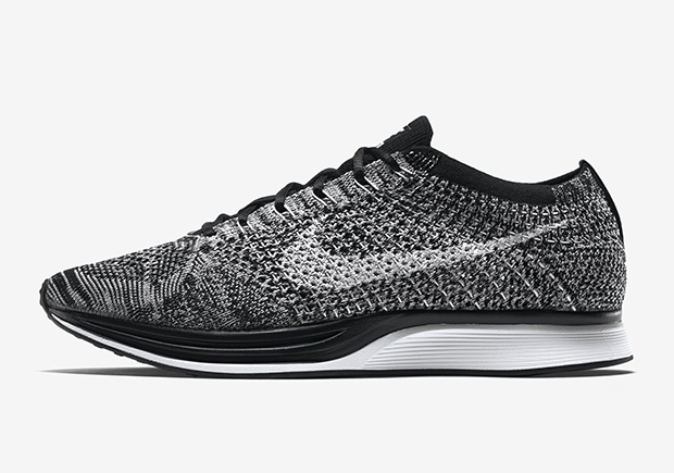 nike-flyknit-racer-oreo-2-0-restock-rtw