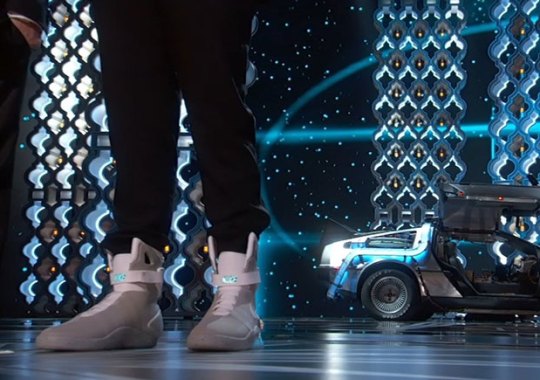 Seth Rogen And Michael J. Fox Take Oscars Stage In DeLorean And Nike Mags