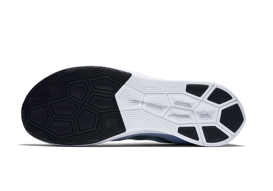 Chaussure Nike Air Force 1 07 Premium pour Homme Blanc Men 4