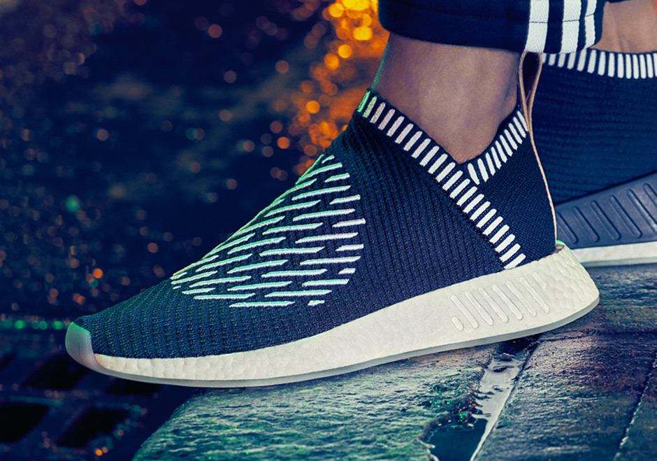 nmd r2 laceless